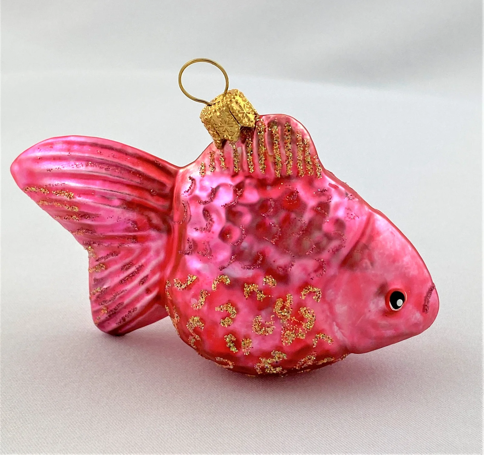 GMC Herziger rosa Fisch
