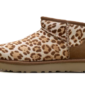 Classic Ultra Mini Boot WMNS "Felicity Leopard Jasmine" 1178110 FDJ