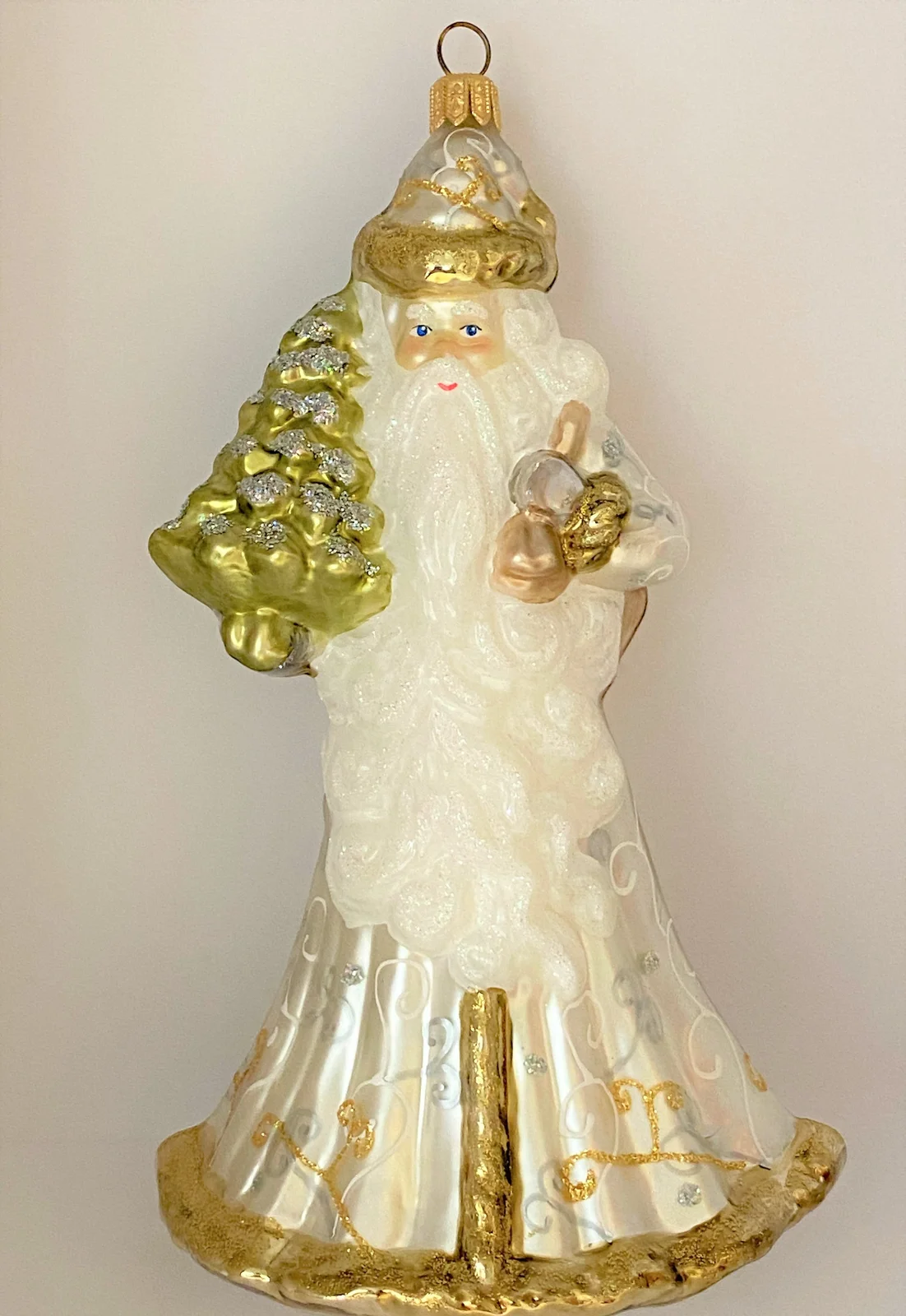 Glassware Weihnachtsmann im weissen Gewand