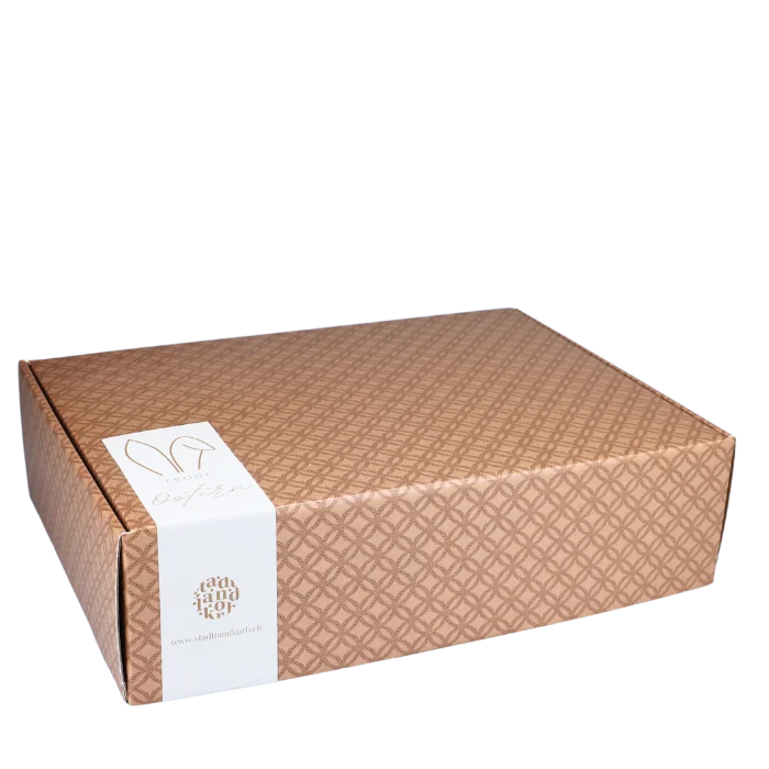 Geschenkkarton braun "Frohe Ostern" ausgeschmückt mit Schokoladeneiern