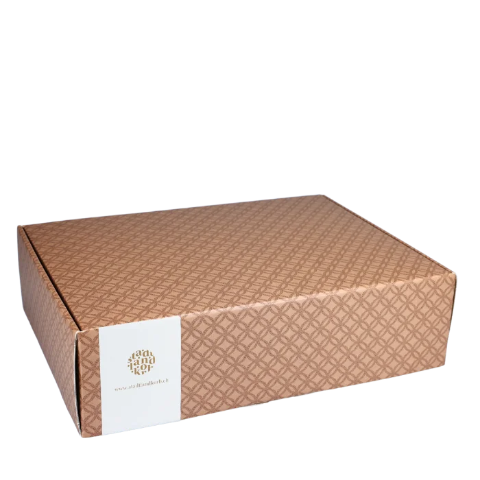 Geschenkkarton braun mit Struktur