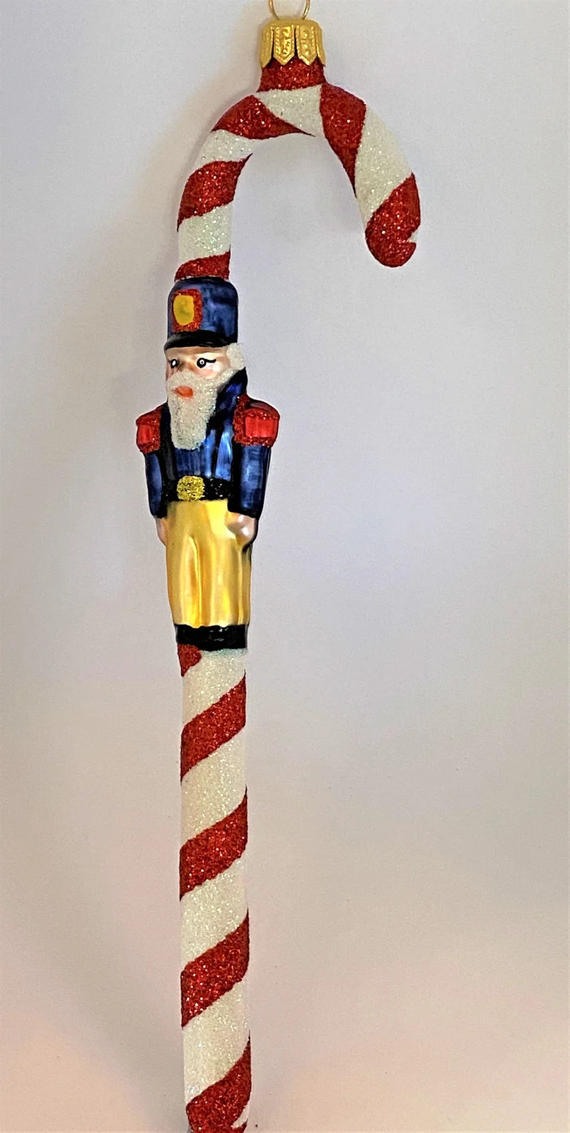 Wiktoria Candy Cane mit Nussknacker