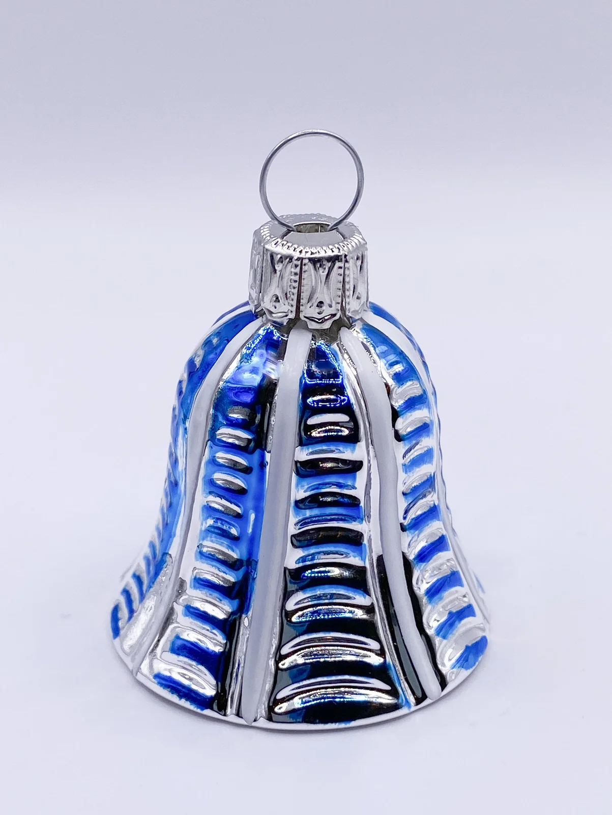 Thüringer Silbernes Weihnachts-Glöckchen mit blauen Streifen