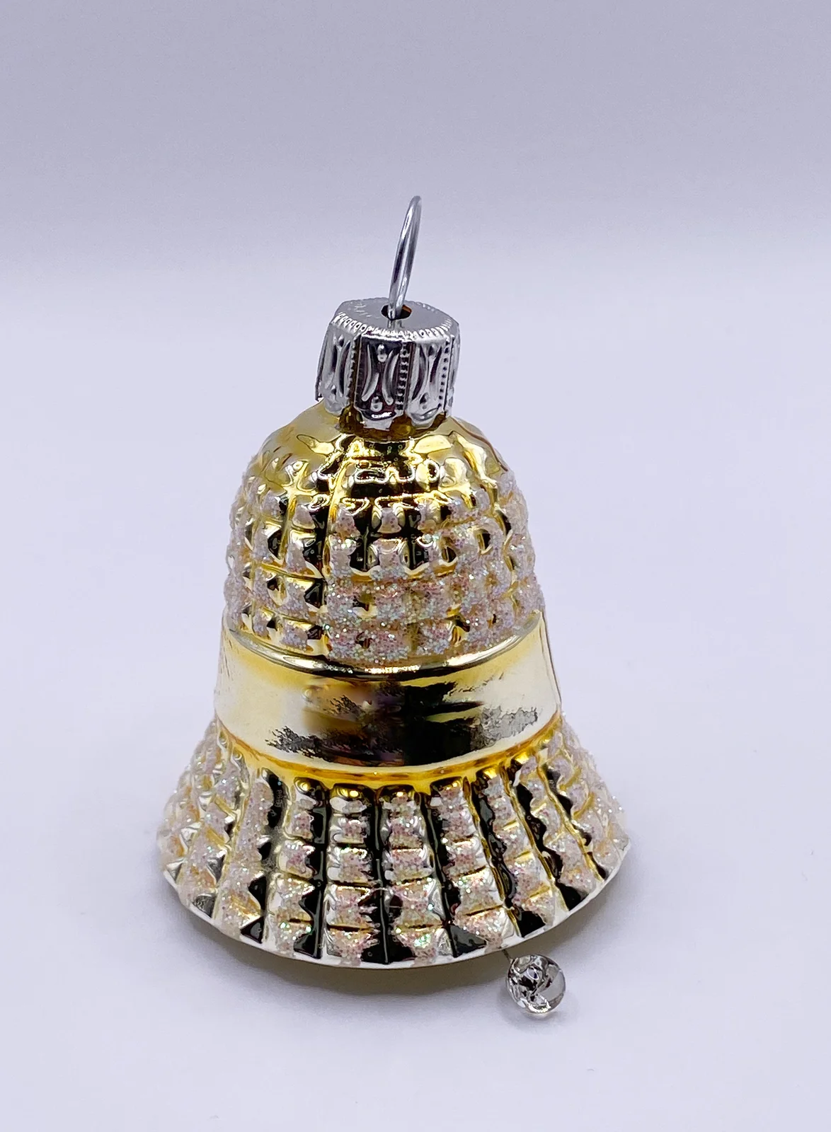 Thüringer Goldenes Weihnachts-Glöckchen mit Waffelmuster