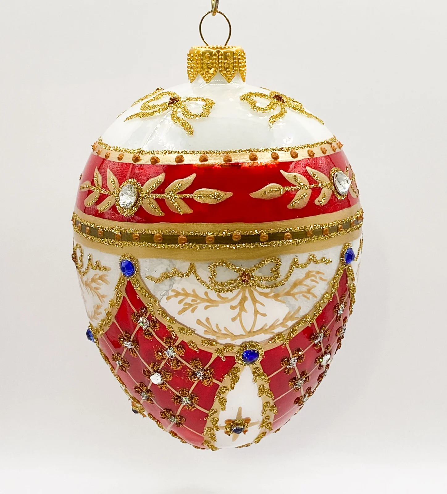Hanco Weisses königliches Ei im roten Empire-Stil