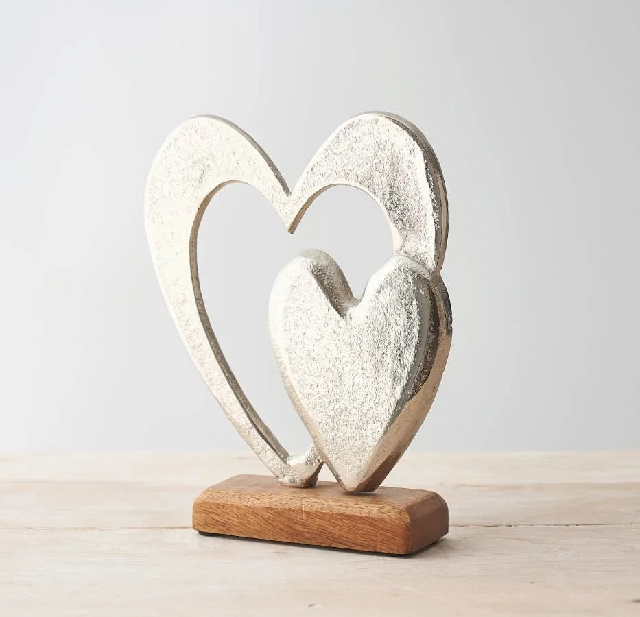 Gainsborough Giftware x Portland Living Doppeltes Herz-Ornament aus Aluminium, 15 cm