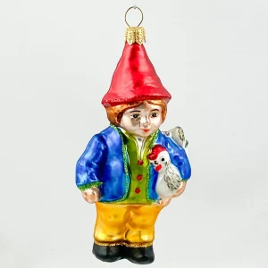 Hanco Zwerg in blauer Jacke mit Huhn unter dem Arm