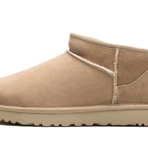 CLASSIC ULTRA MINI WMNS "Sand" 1116109 SAN