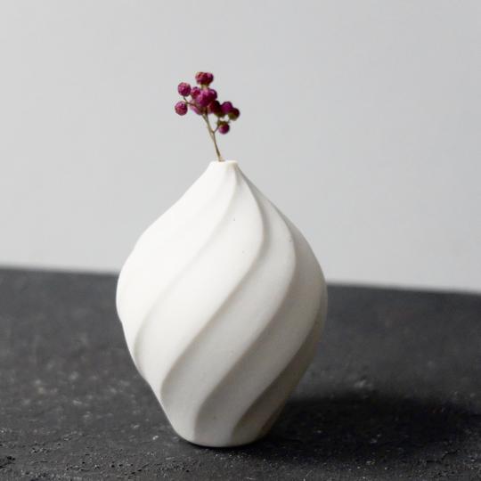 Mini-Vase aus Porzellan, Handgemacht in Japan
